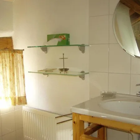 Gemutliche Ferienwohnung In Mit Garten, Terrasse Und Grill * Schernfeld