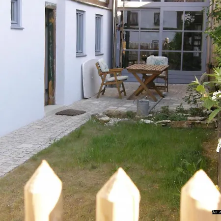 Gemutliche Ferienwohnung In Mit Garten, Terrasse Und Grill * Schernfeld